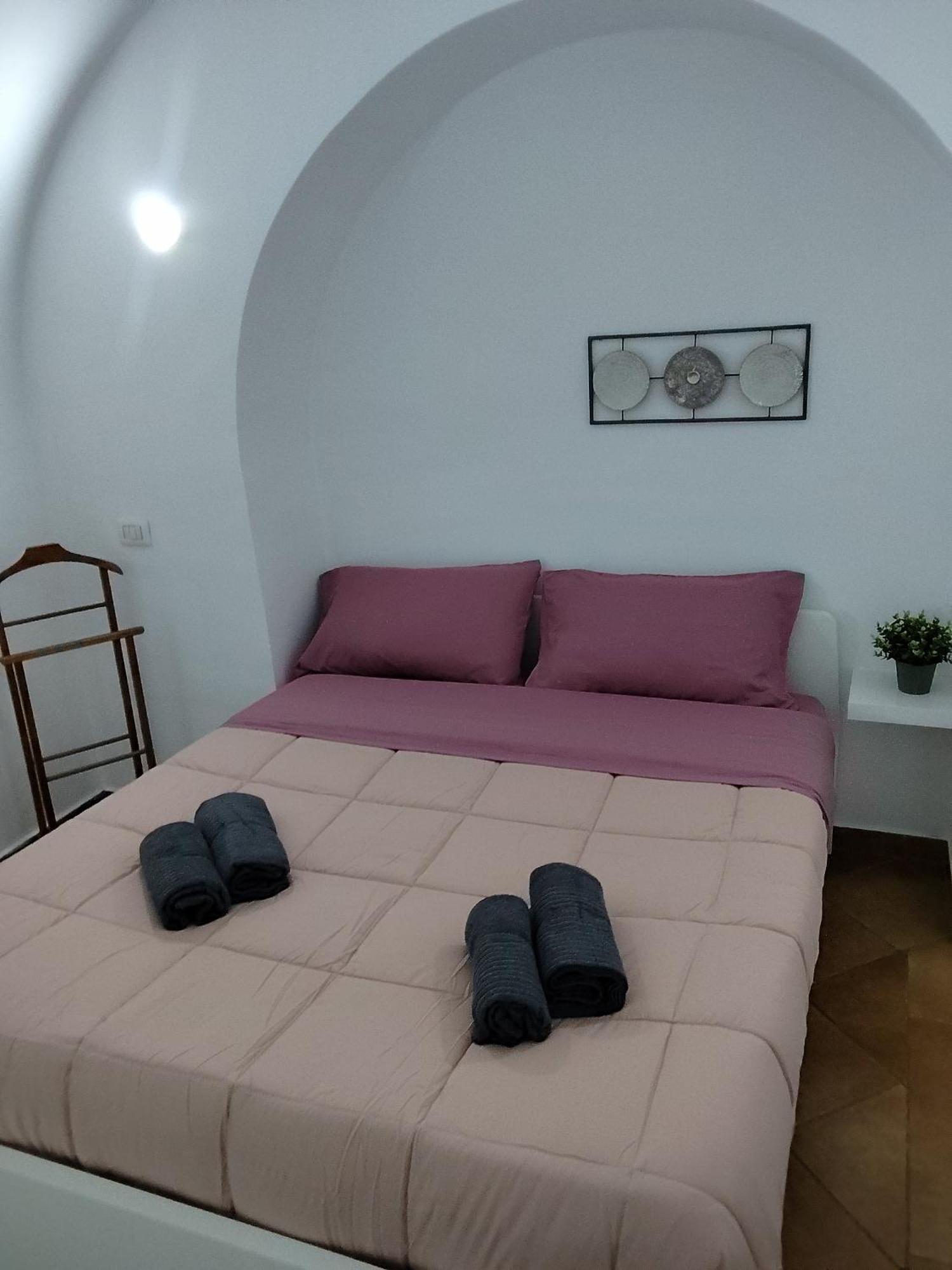 Maya's 3 Catania